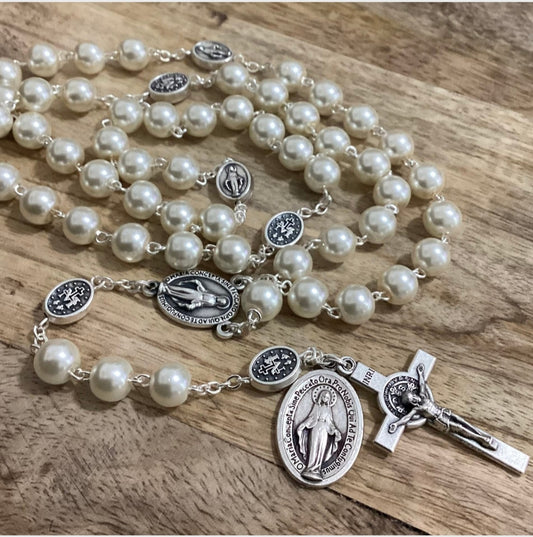 Handmade catholic rosary with with ivory pearls and silver Miraculous medal gift for her